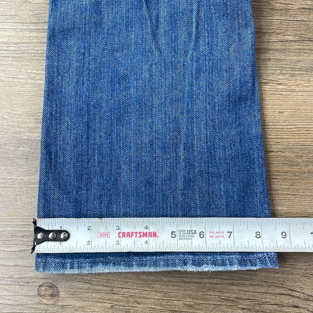 7 for All Mankind Women’s Bootcut Jeans, embellished back pockets, size 28 - Picture 15 of 15